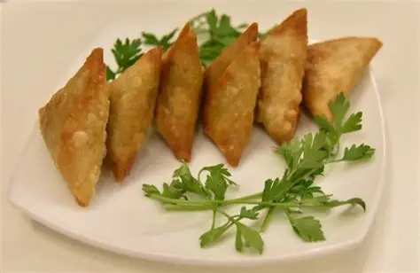 Chamussas de Peixe
